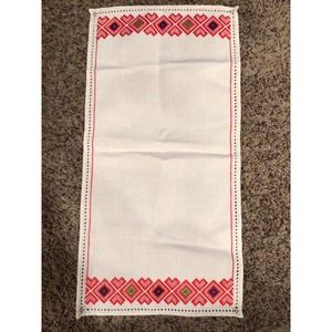 Vintage Table Runner 15x26 Inches Ivory, Red, Green, Blue. Lovely Craftsmanship